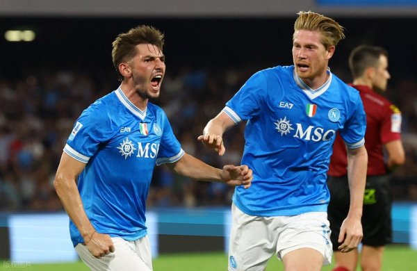 金财配资 3-2，28岁曼联旧将麦克托米奈妙传，56岁孔蒂率队4连胜排意甲第一